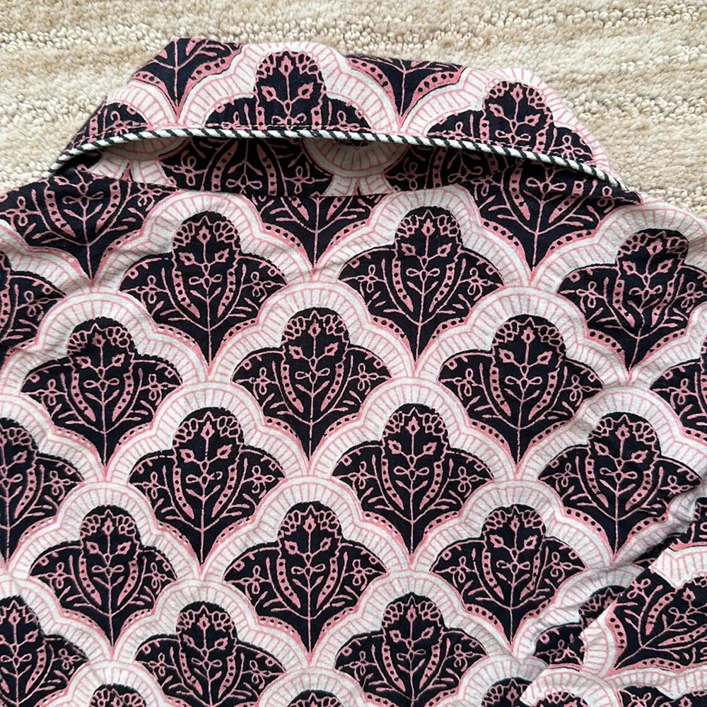 Roller Rabbit Print Cotton Button Down Pajama Top in Blue Pink Medium